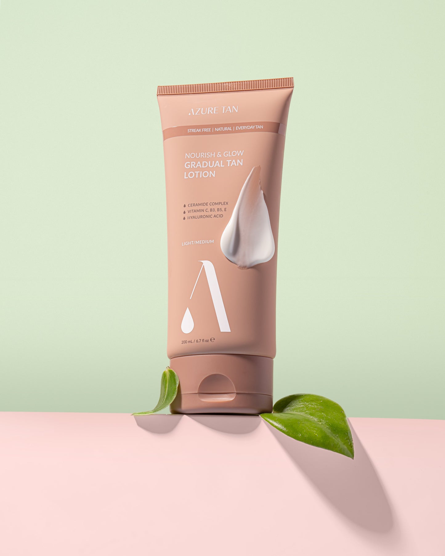NOURISH & GLOW Gradual Tanning Lotion 200ml