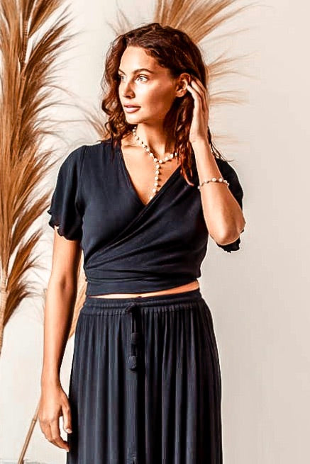Wrap Top Capri Black