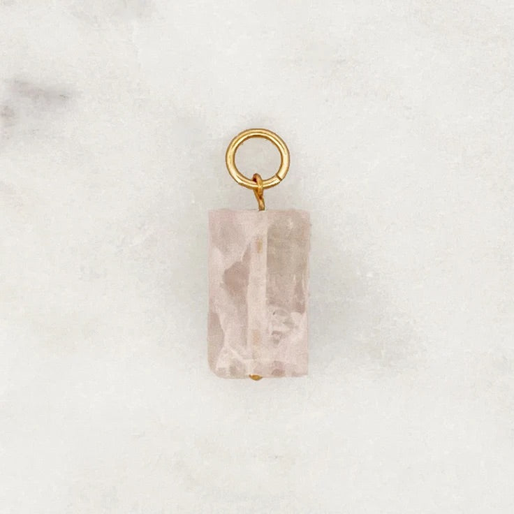 BOXY ROSEQUARTZ Charm