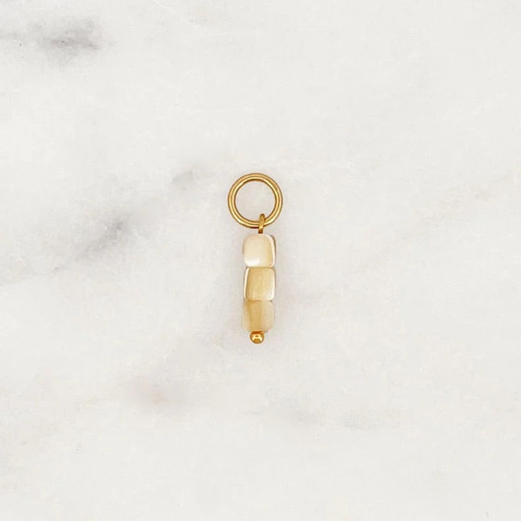 BEIGE SHELL BEADS Charm
