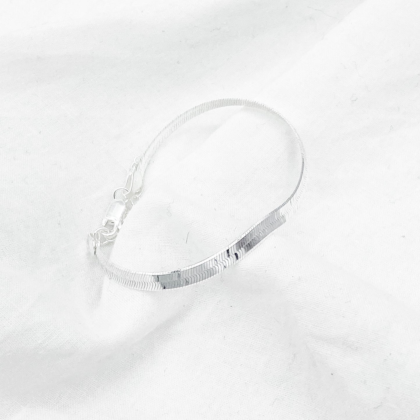 Enya Armband 4mm