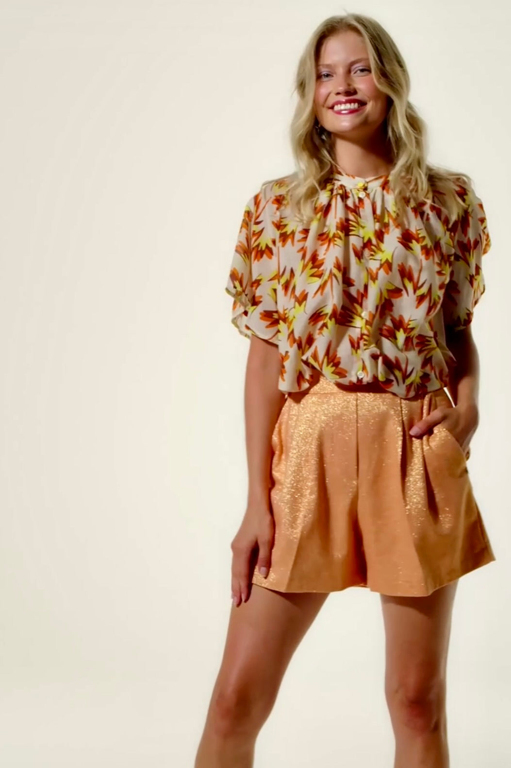 Short MARMELATA GOLD M8129P