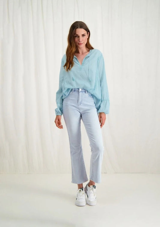 Bowi Jeans, high waist en flared, smokey blue