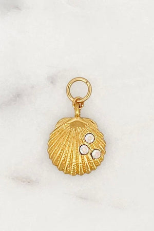 SCALLOP OPAL SHELL Charm