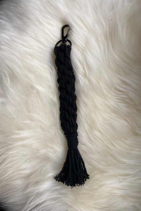 Macramé Keychain black